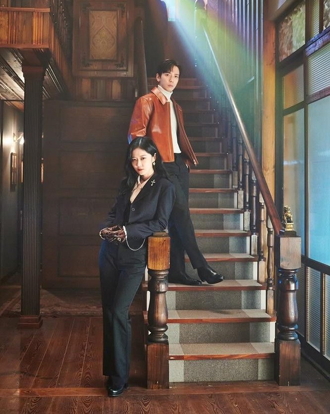 Dắt Con Chạy Trốn