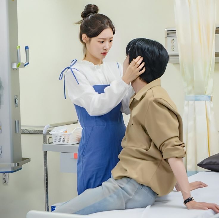 VẾT SẸO ANH HÙNG, DẤU ẤN TÌNH YÊU