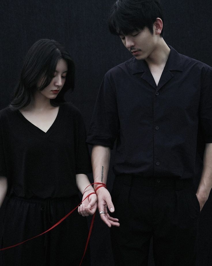 THIÊN KIM TRÊN BÀN CƯỢC