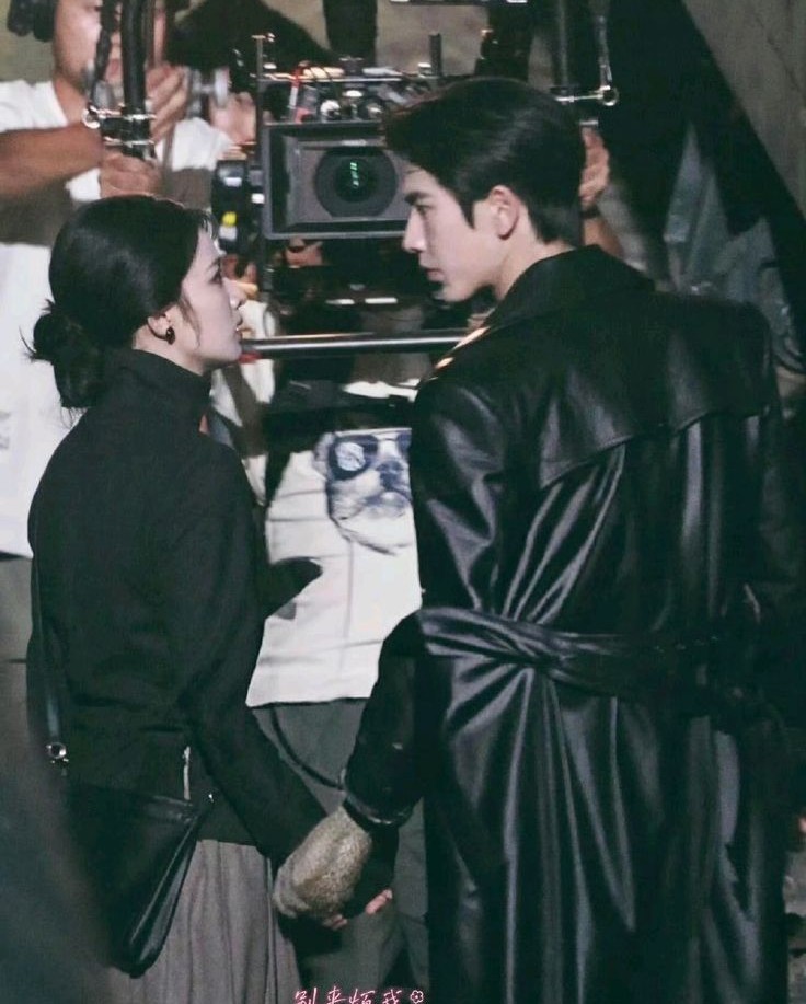 SAU KHI MẤT ANH, TÔI CÓ CẢ THẾ GIỚI