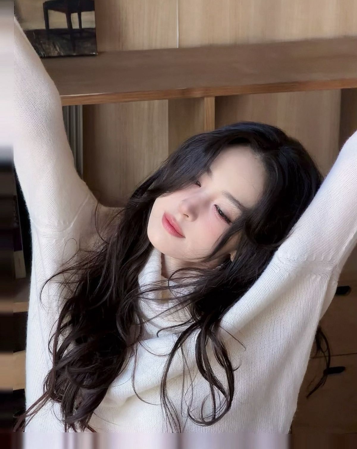 Nuôi Cháu Thay Anh Chị