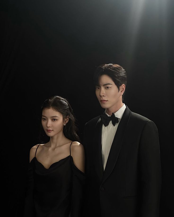 Nữ Thừa Kế Trong Di Chúc Bí Mật